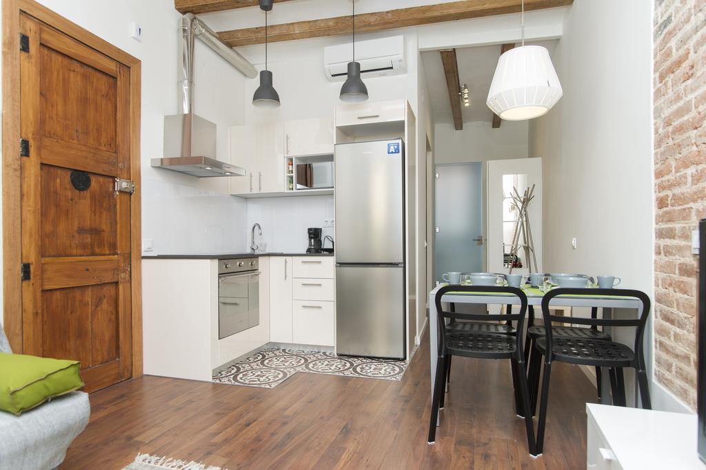 Apartments Barcelona Sagrada Rum bild