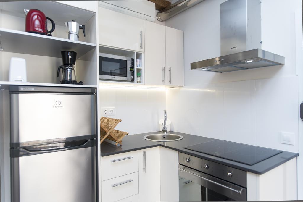 Apartments Barcelona Sagrada Rum bild
