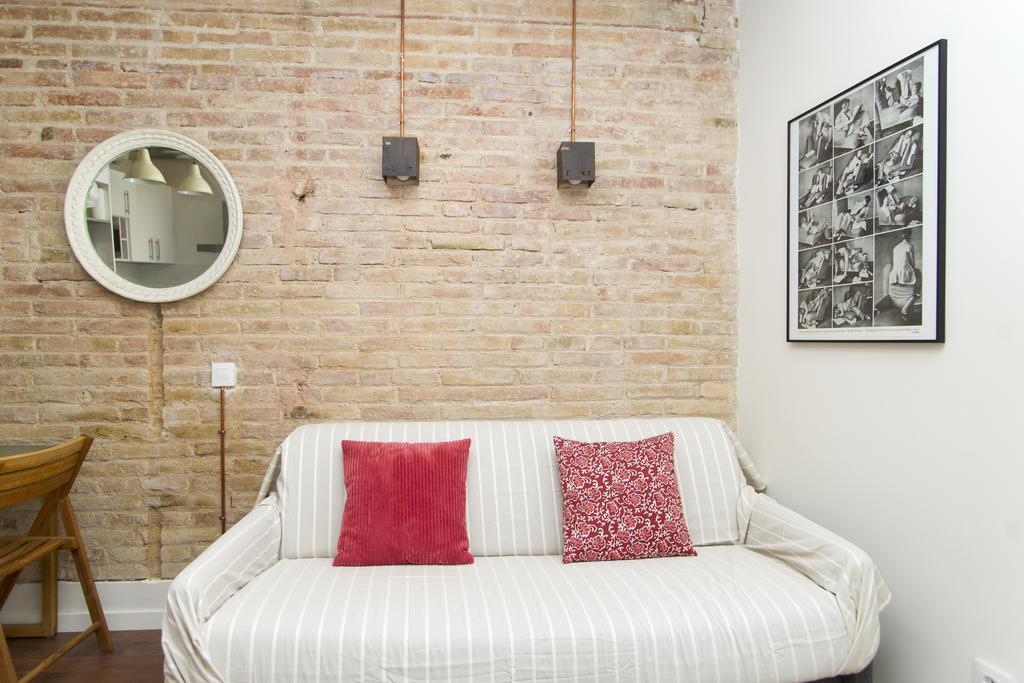 Apartments Barcelona Sagrada Rum bild